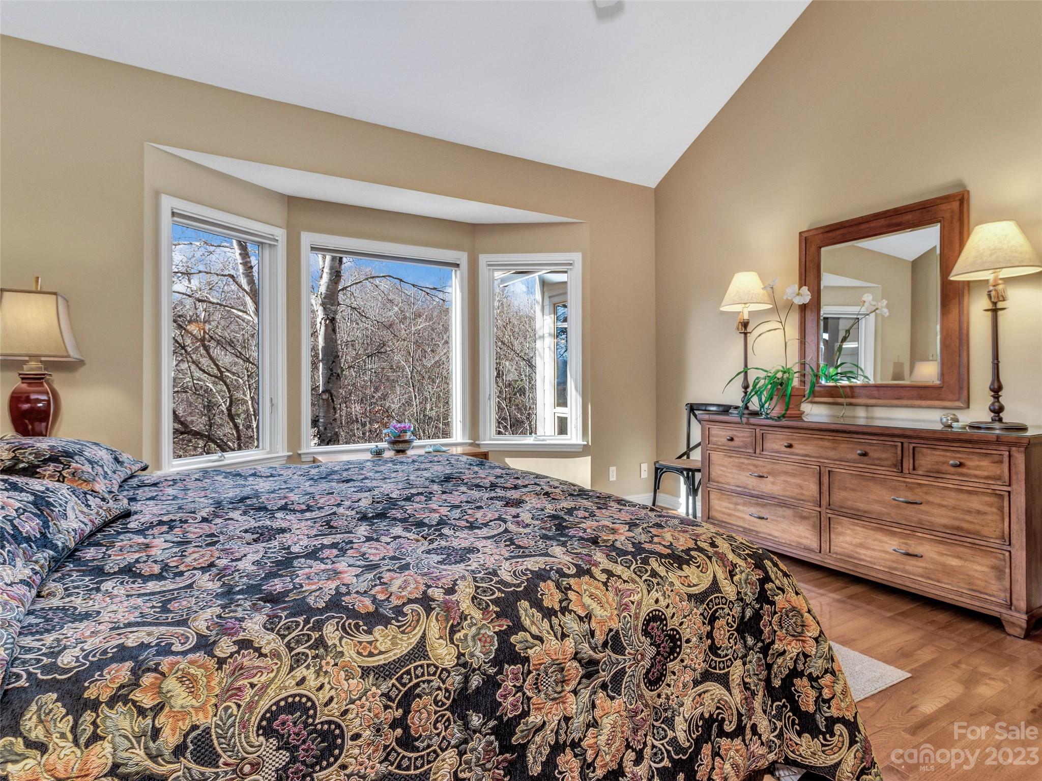 Viewpointe - Residential