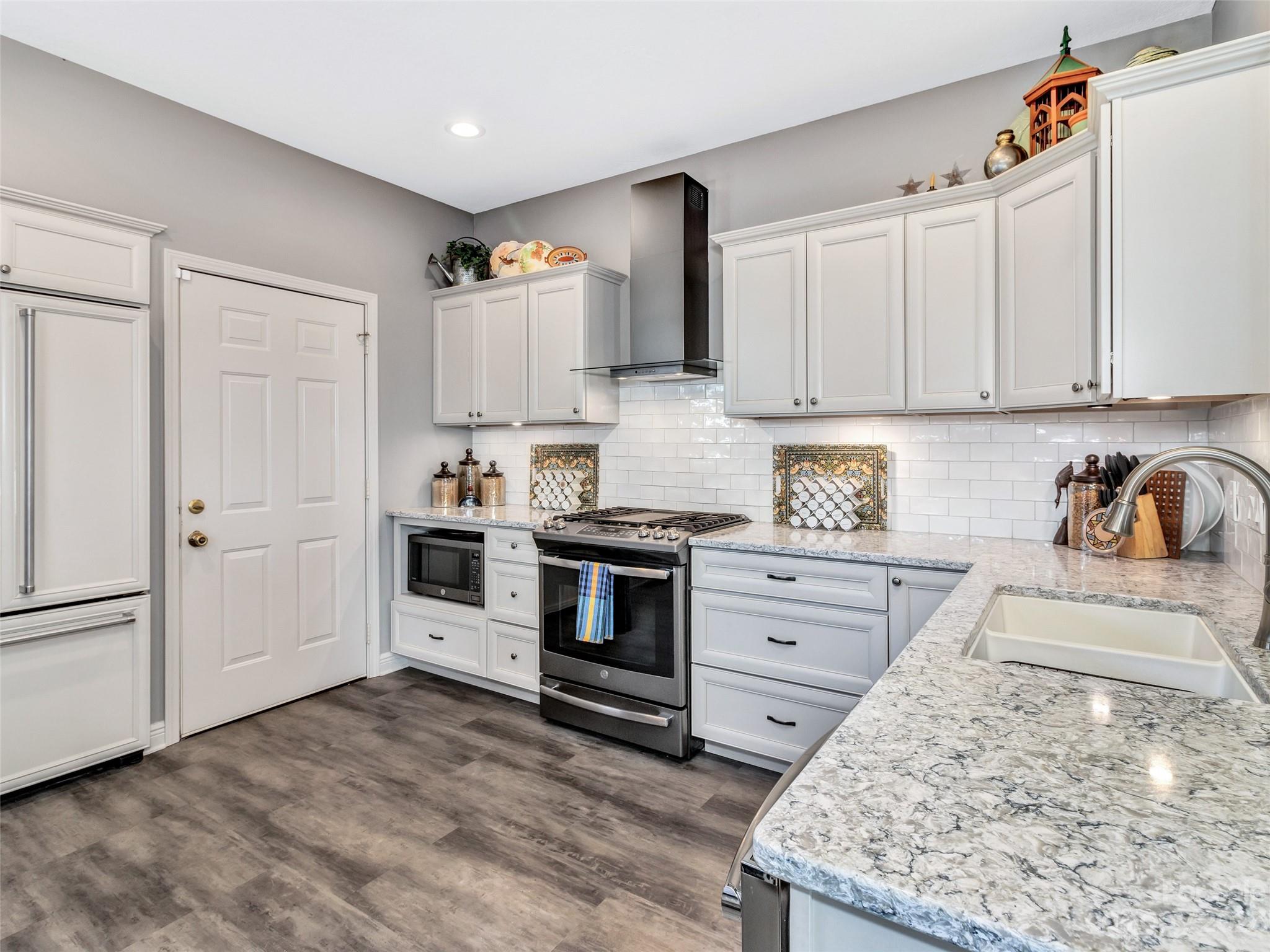 Viewpointe - Residential