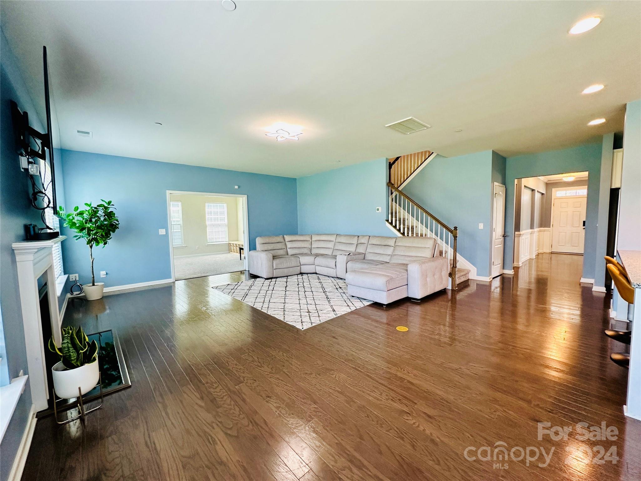 Allen Mills - Residential