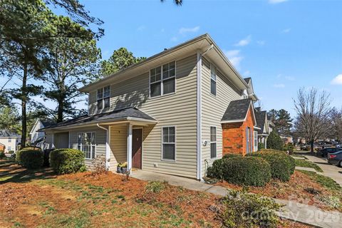 Photo of 3653 Melrose Cottage Drive, Matthews, NC 28105 (MLS # 4350257)