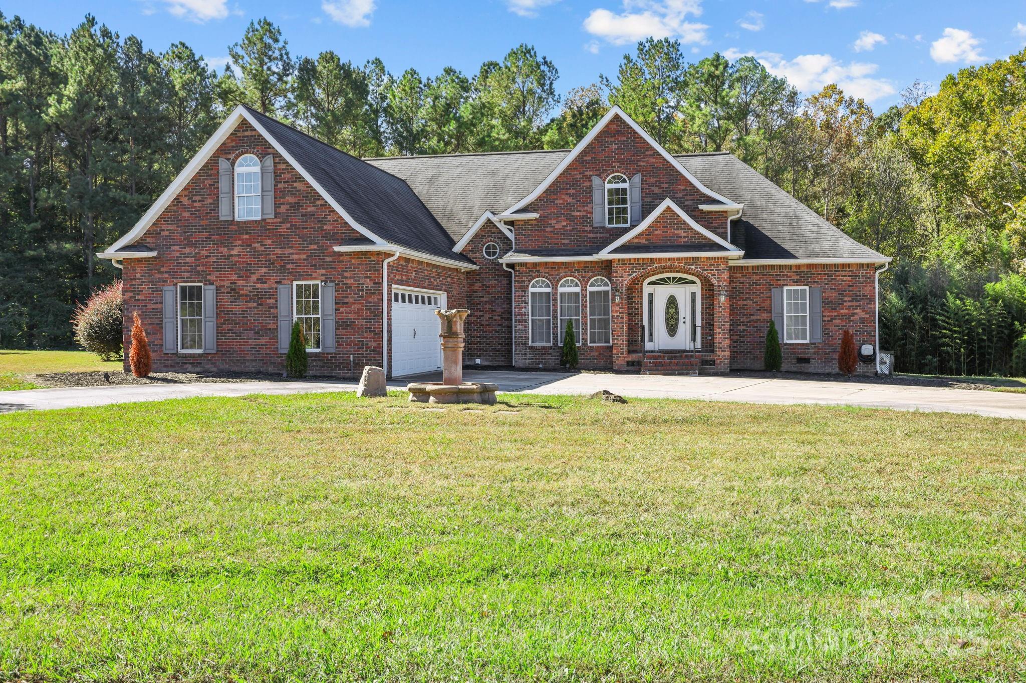 529 Steeple Chase Trail