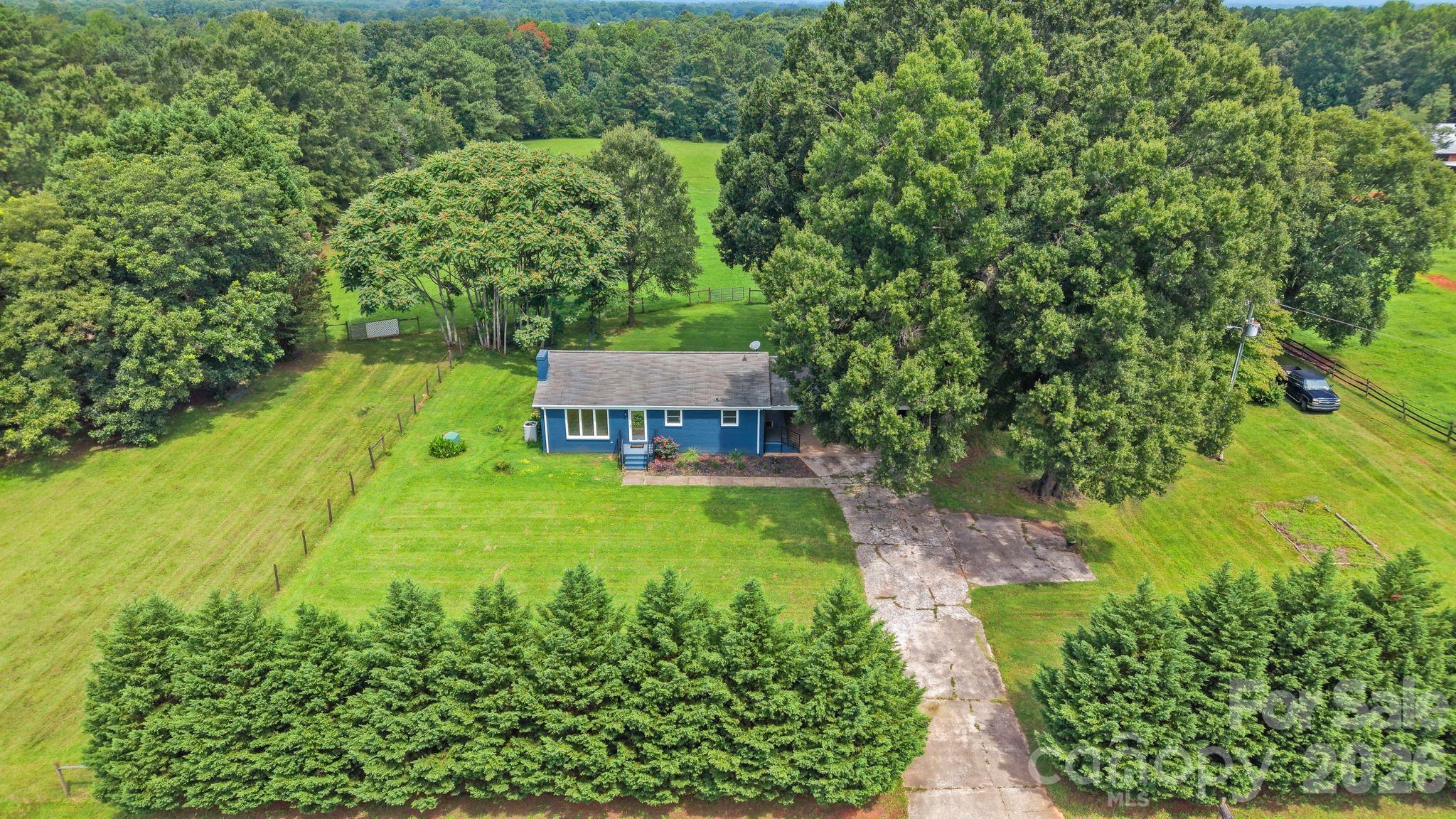 6268 Long Island Road