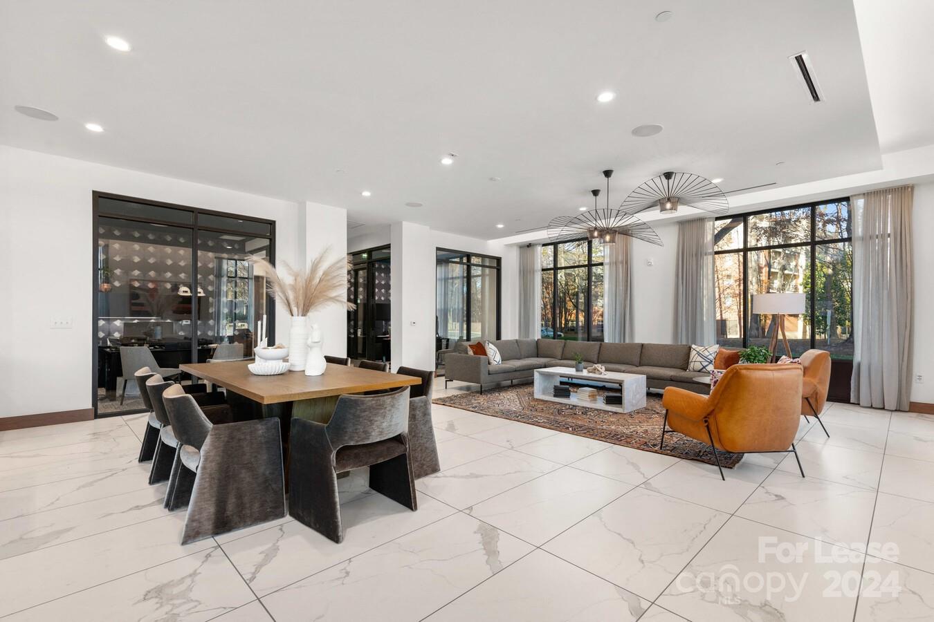 Charlotte, North Carolina 28211, United States, 1 Bedroom Bedrooms, ,1 BathroomBathrooms,Residential,Active,55492