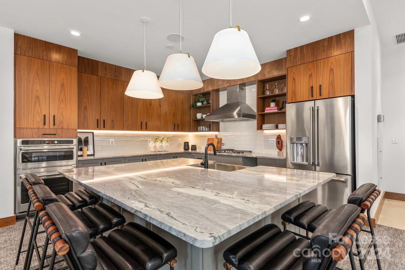 Charlotte, North Carolina 28211, United States, 1 Bedroom Bedrooms, ,1 BathroomBathrooms,Residential,Active,55492