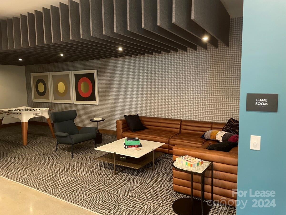 Charlotte, North Carolina 28211, United States, 1 Bedroom Bedrooms, ,1 BathroomBathrooms,Residential,Active,55492