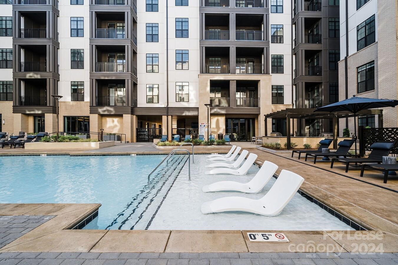 Charlotte, North Carolina 28211, United States, 1 Bedroom Bedrooms, ,1 BathroomBathrooms,Residential,Active,55492