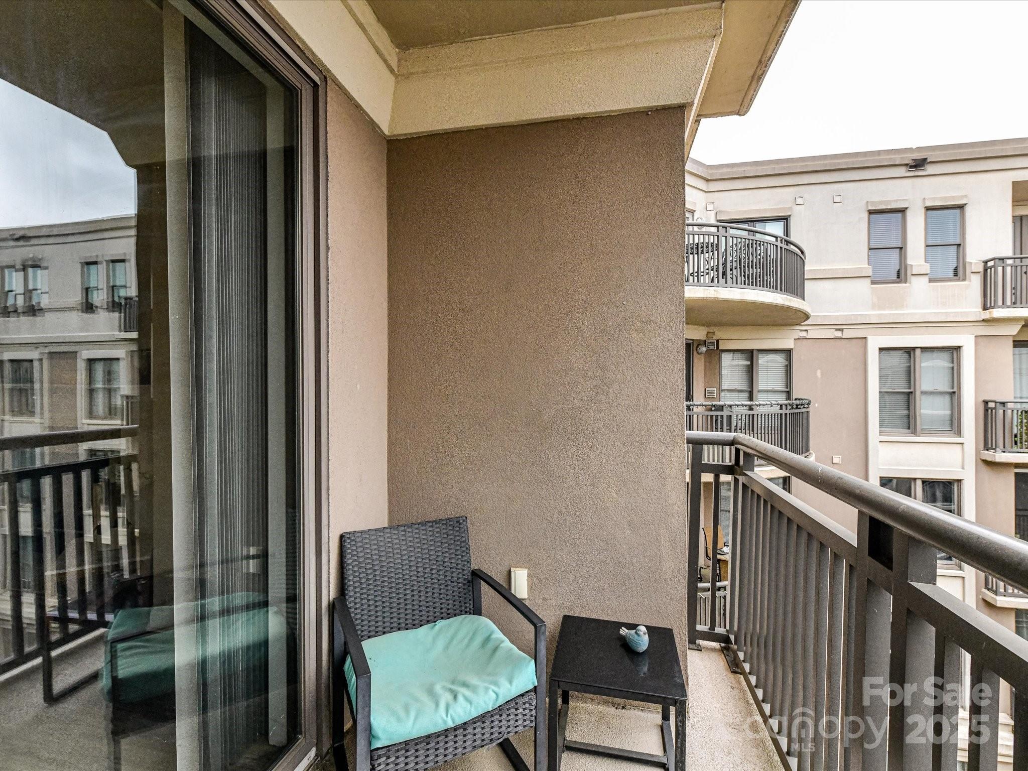 Gateway Plaza - Residential