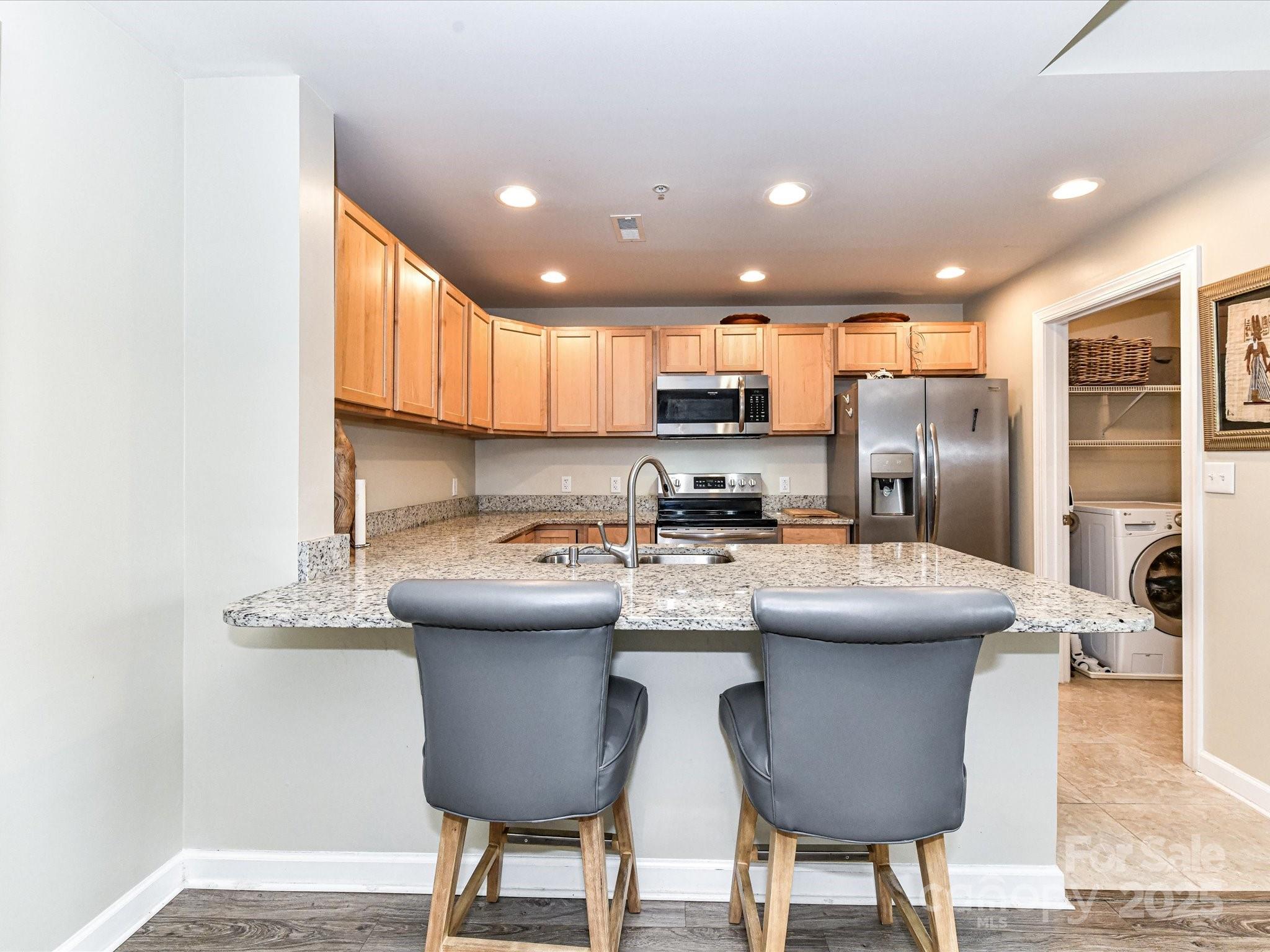 Gateway Plaza - Residential