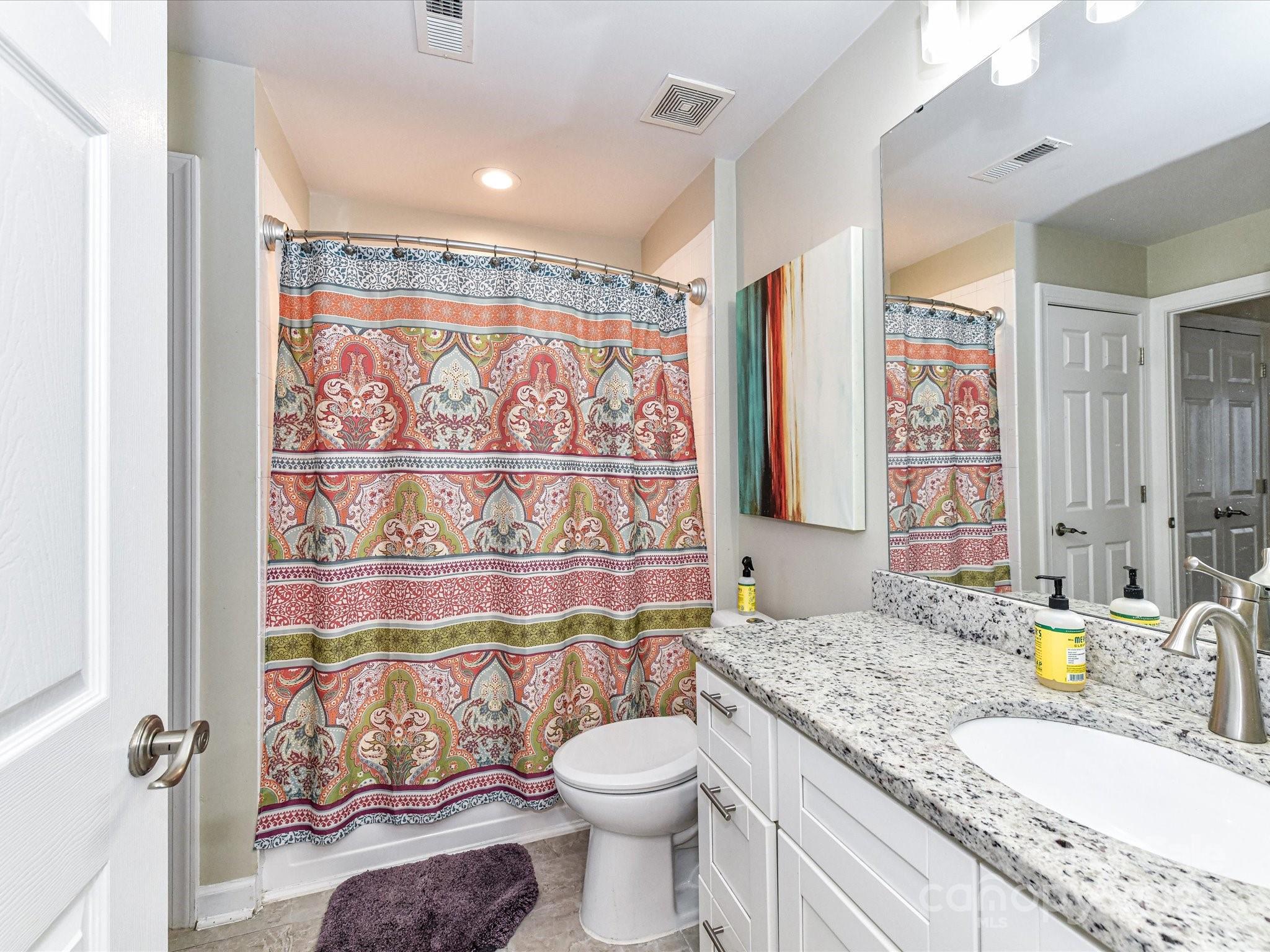 Gateway Plaza - Residential