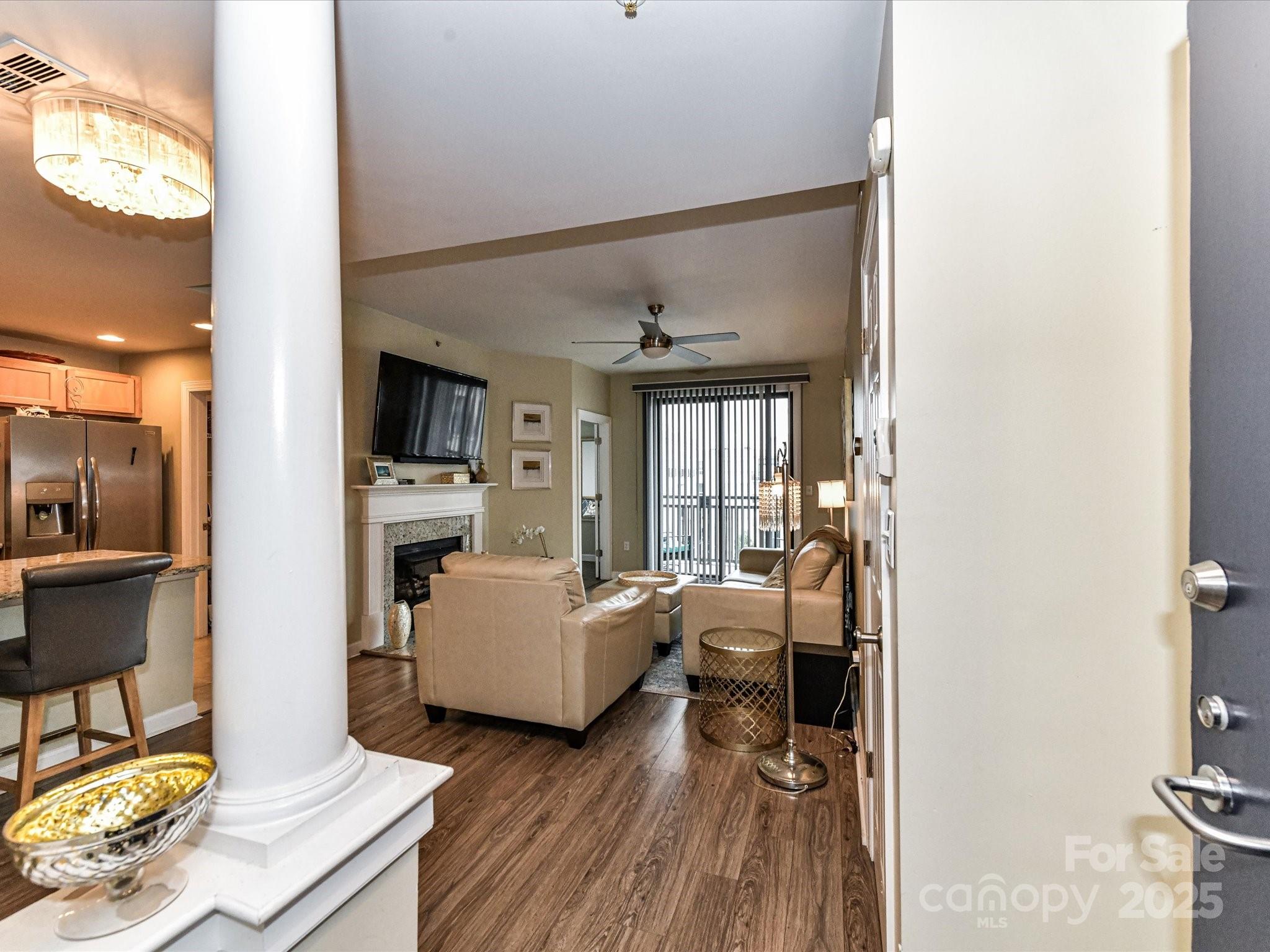 Gateway Plaza - Residential