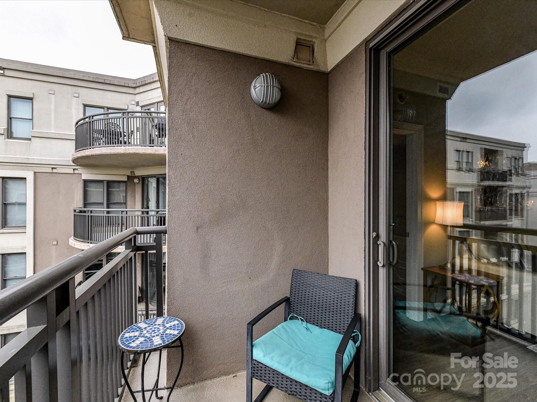 Gateway Plaza - Residential