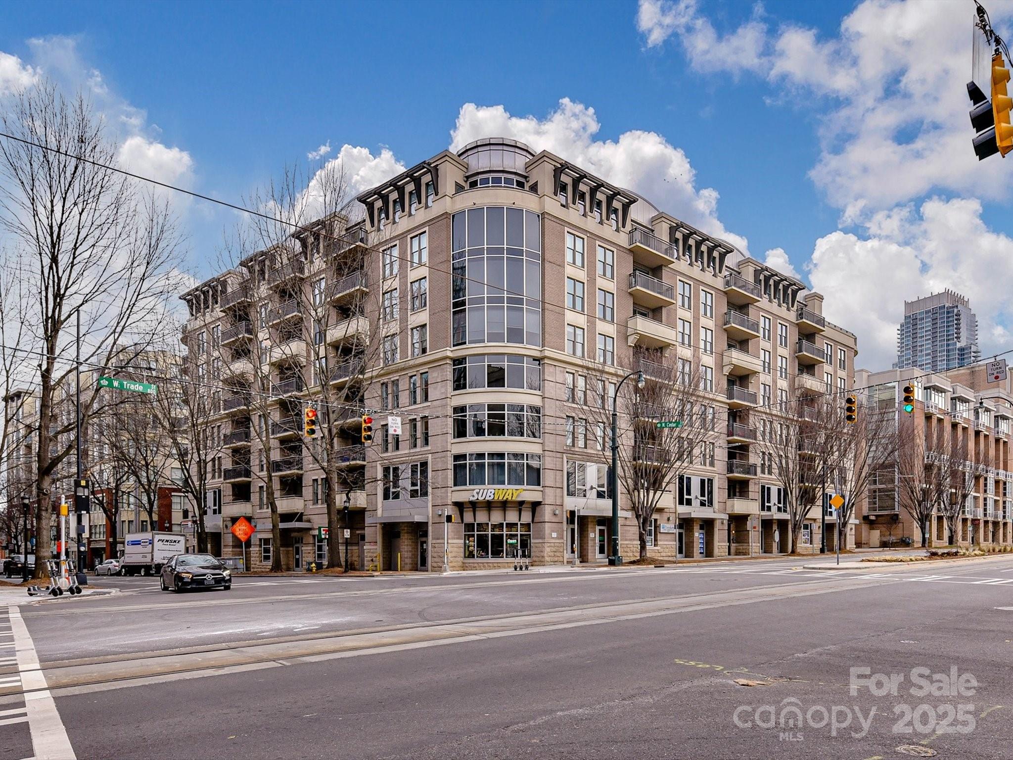 Gateway Plaza - Residential