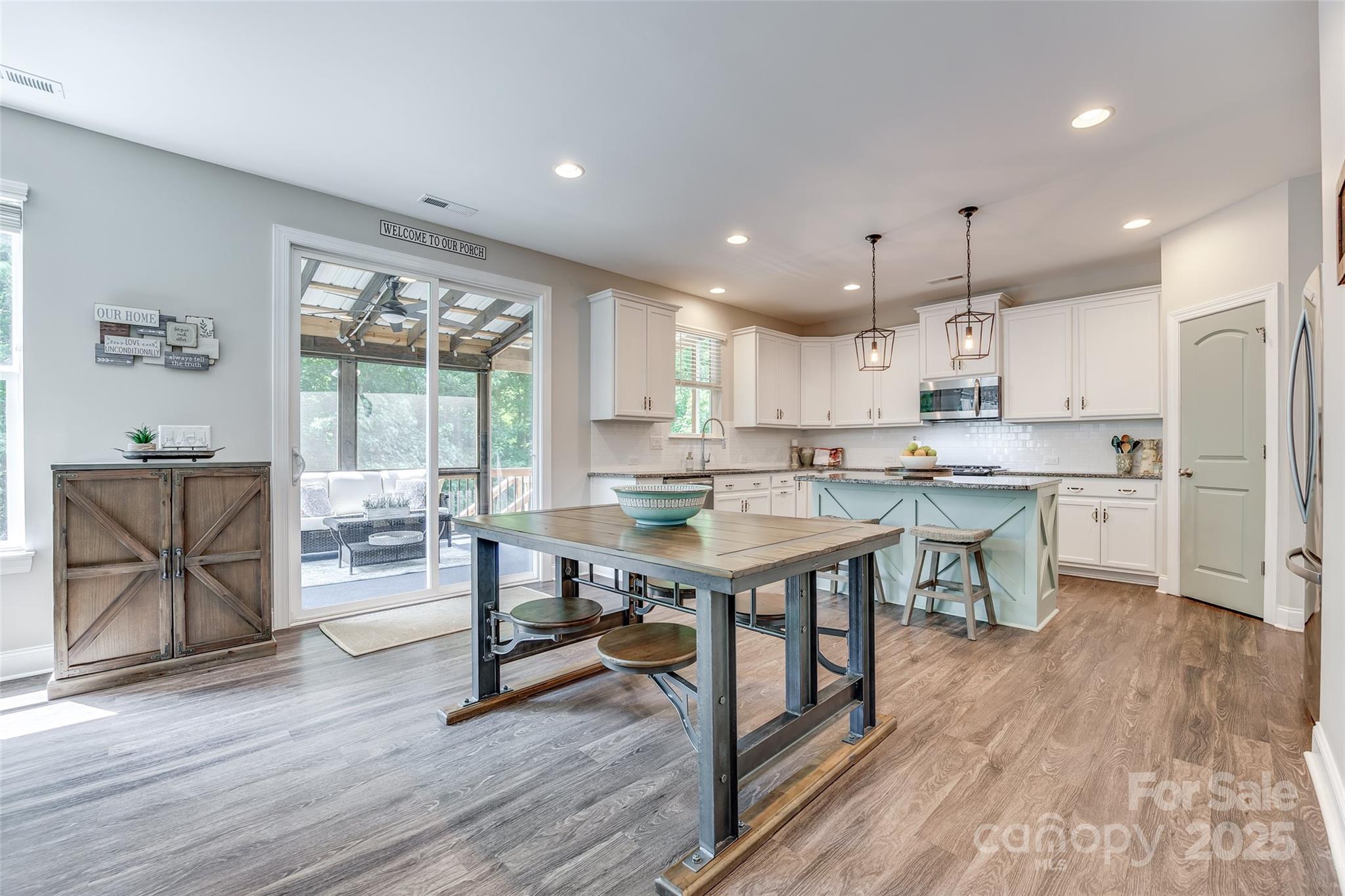 Woodlands Creek - Residential