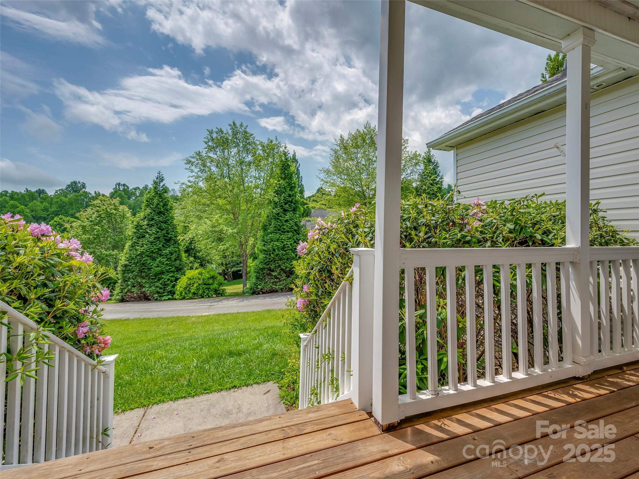 97 Meadowview Drive