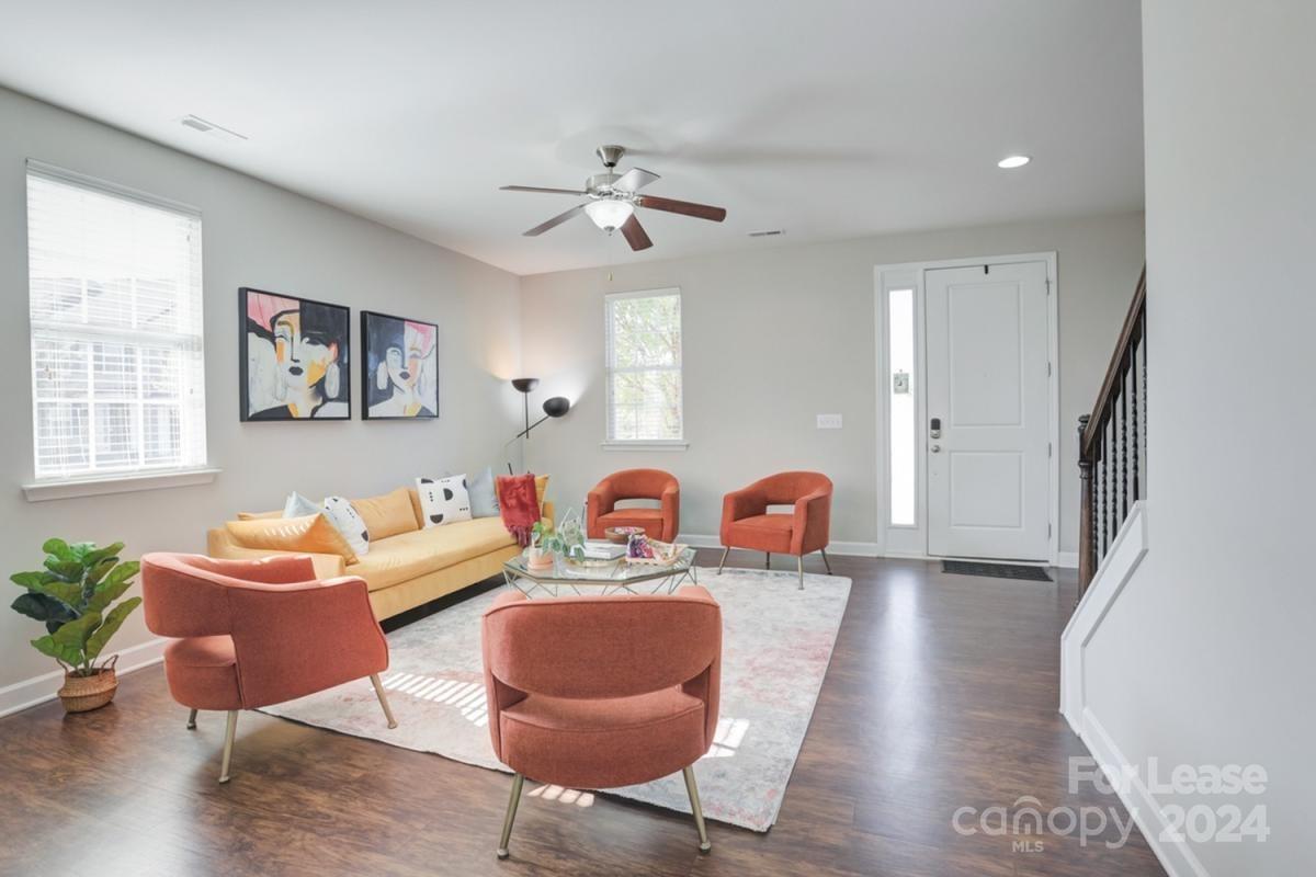 Pineville, North Carolina 28134, United States, 3 Bedrooms Bedrooms, ,4 BathroomsBathrooms,Residential,Active,61869