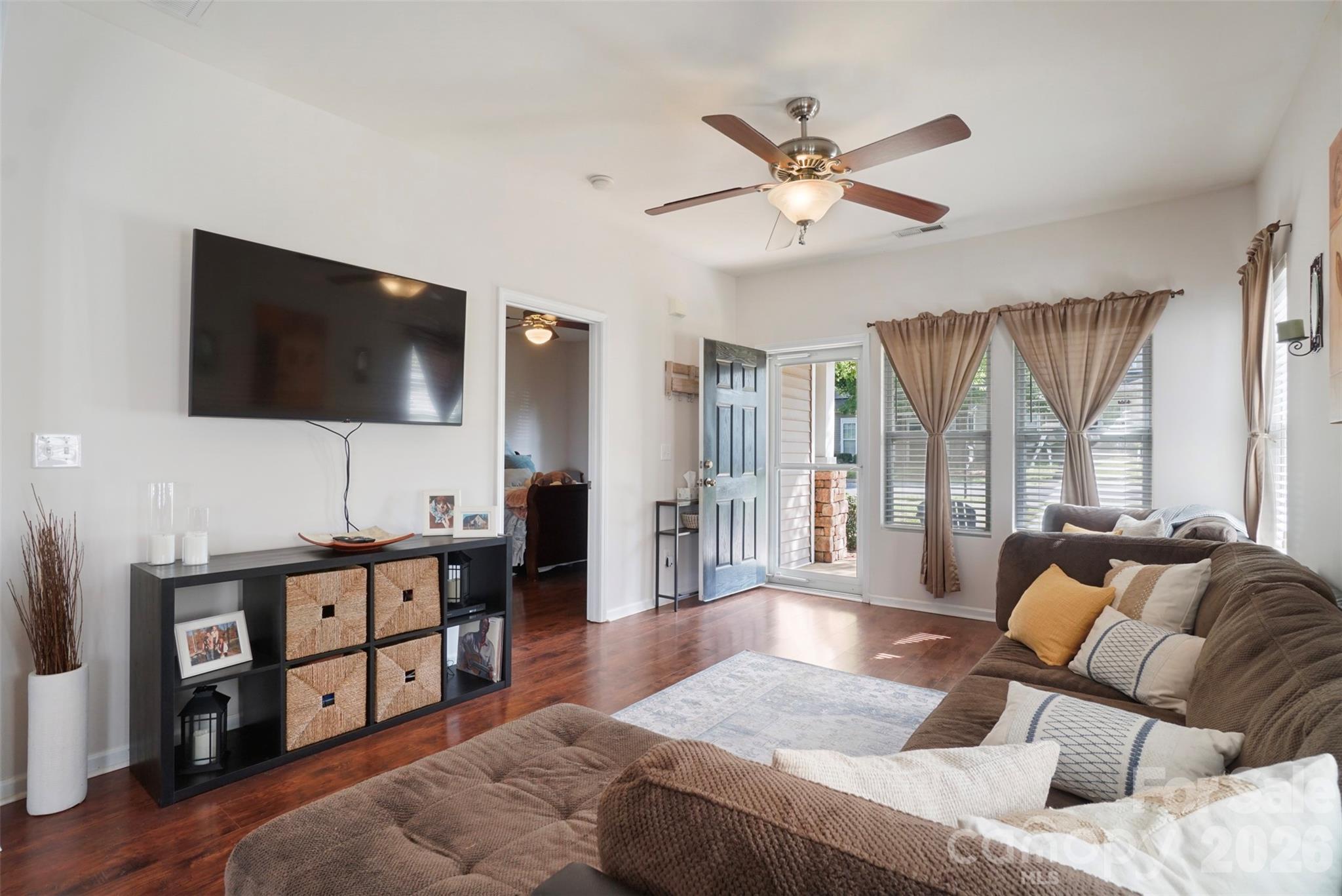 Taylor Glenn - Residential