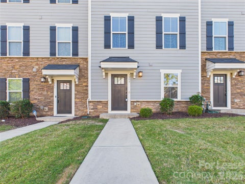 Photo of 1205 Ashbury Street, Charlotte, NC 28216 (MLS # 4425997)