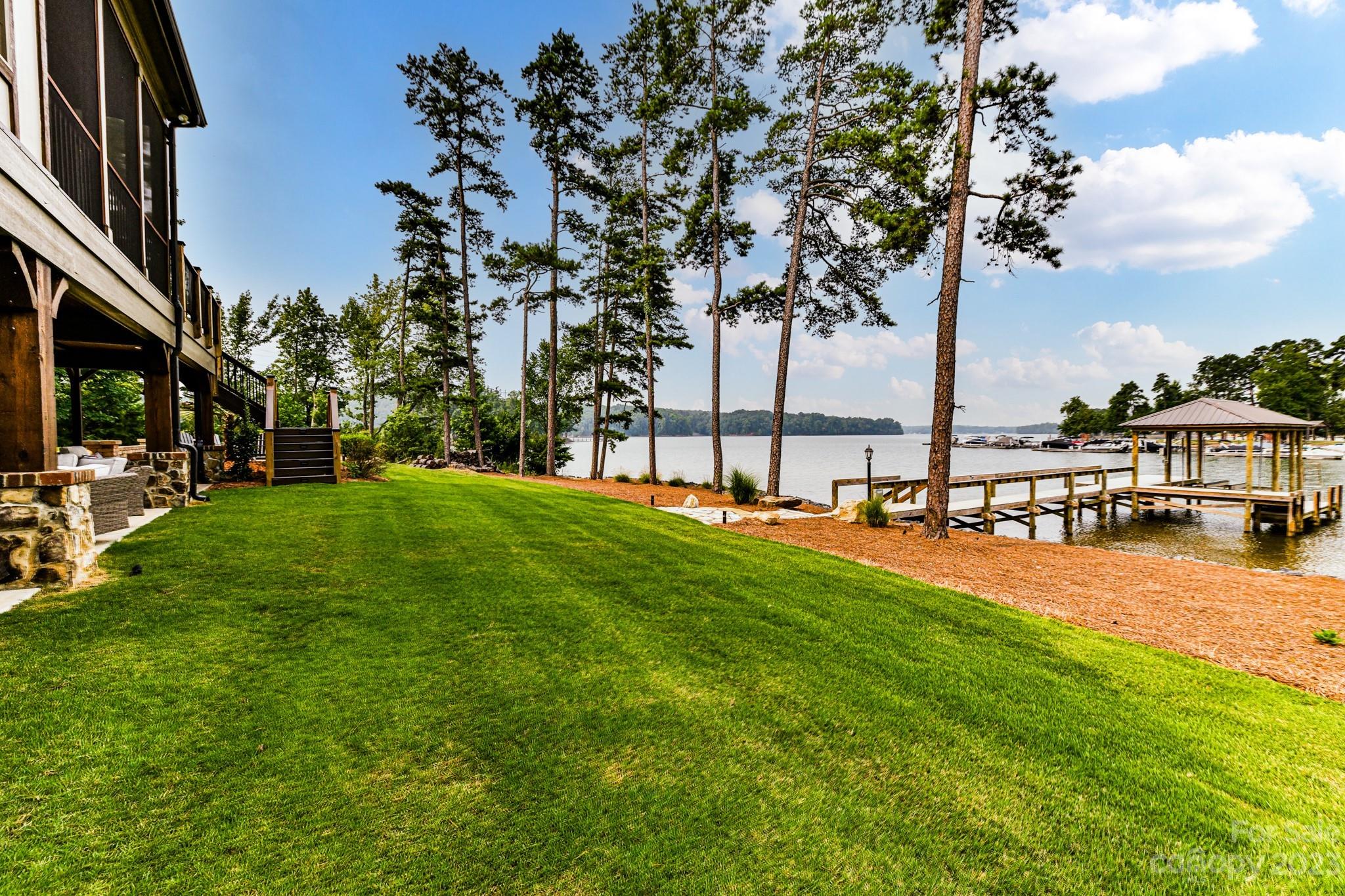 Reflection Pointe - Residential