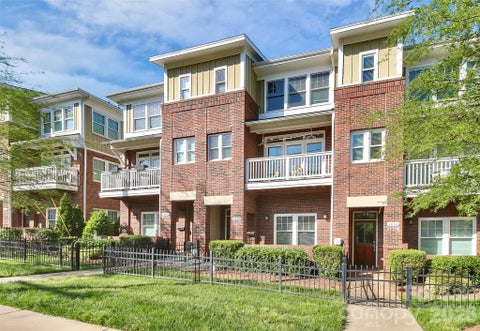 Photo of 1420 W 4th Street, Charlotte, NC 28208 (MLS # 4430917)