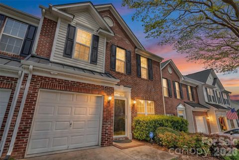 Photo of 1802 Robinwood Village Drive, Gastonia, NC 28054 (MLS # 4355463)
