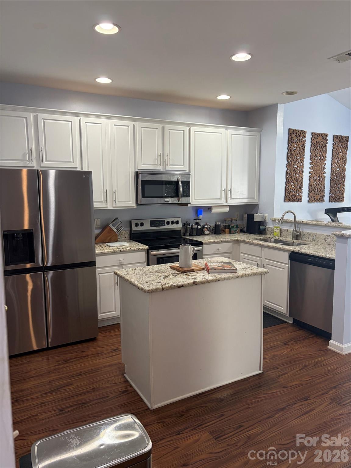 1802 Robinwood Village Drive