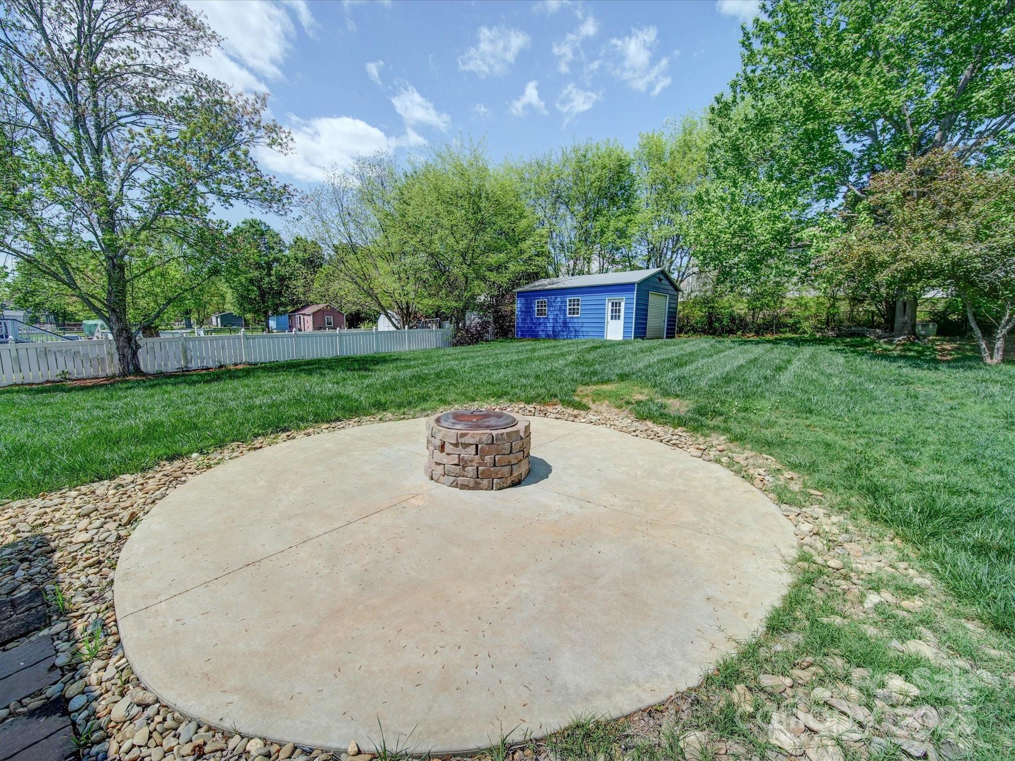 Concord, North Carolina 28027, United States, 3 Bedrooms Bedrooms, ,2 BathroomsBathrooms,Residential,Under Contract,108861