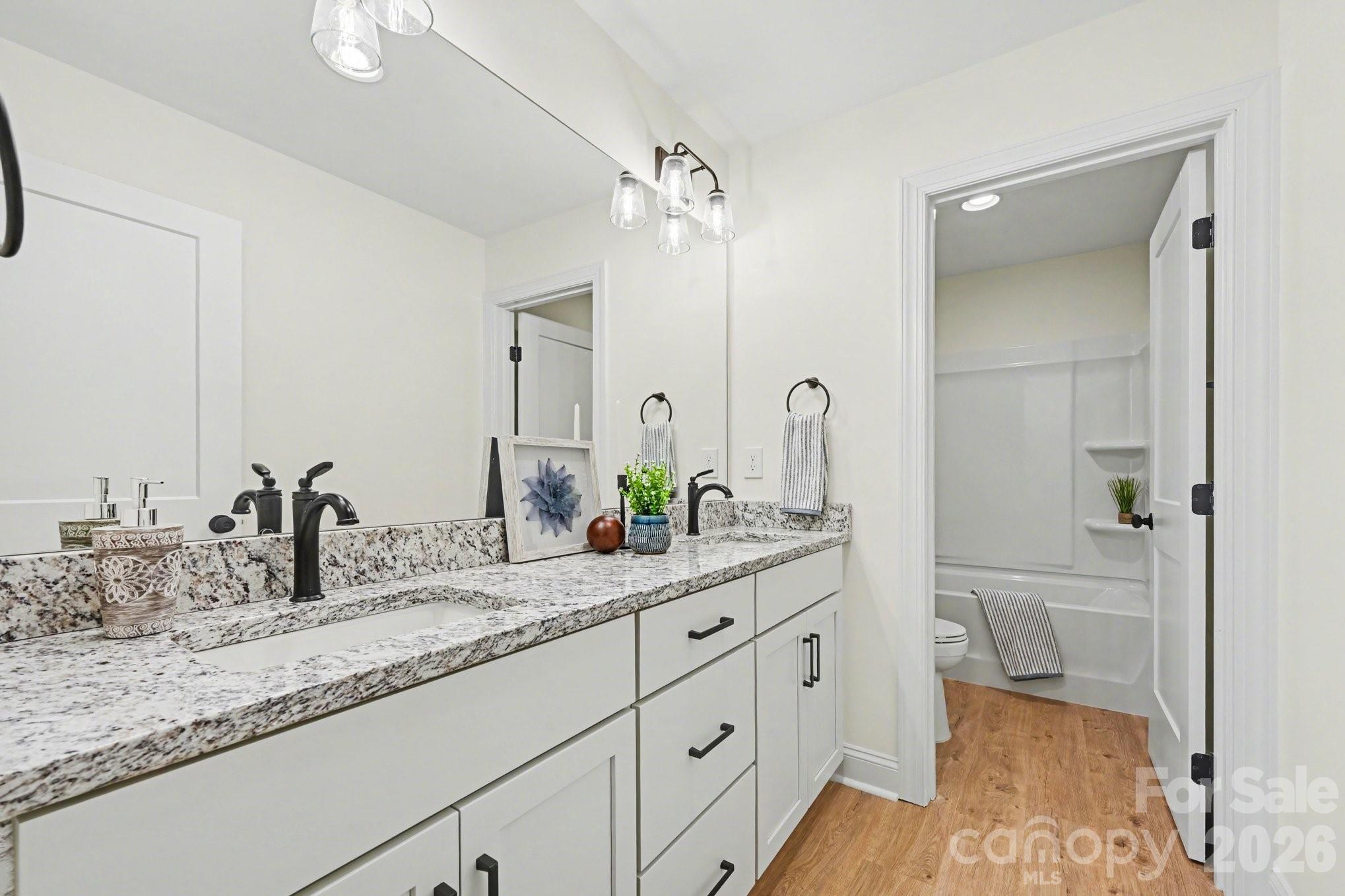 Southern Oaks - Residential