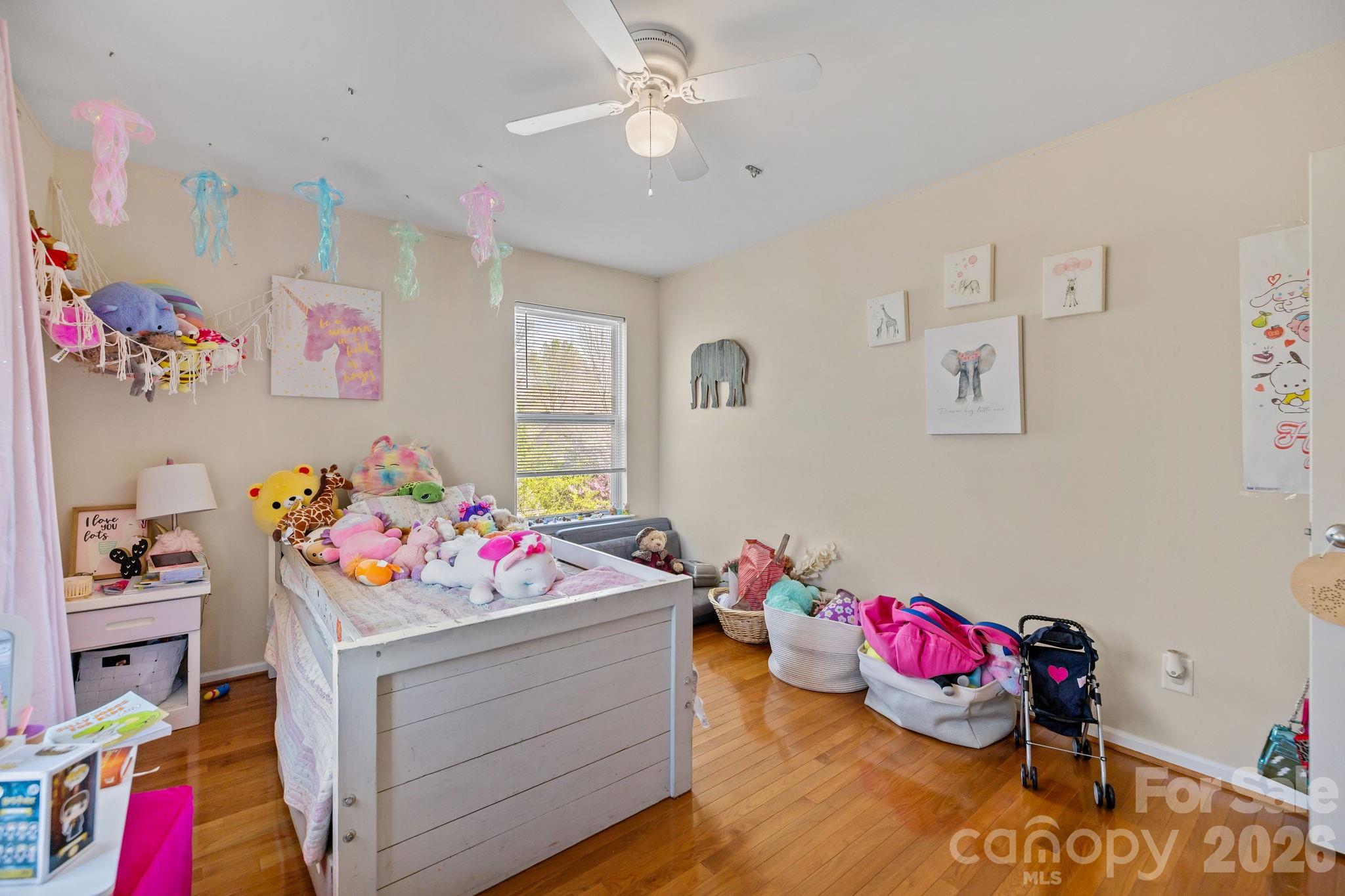 Sandy Pointe - Residential