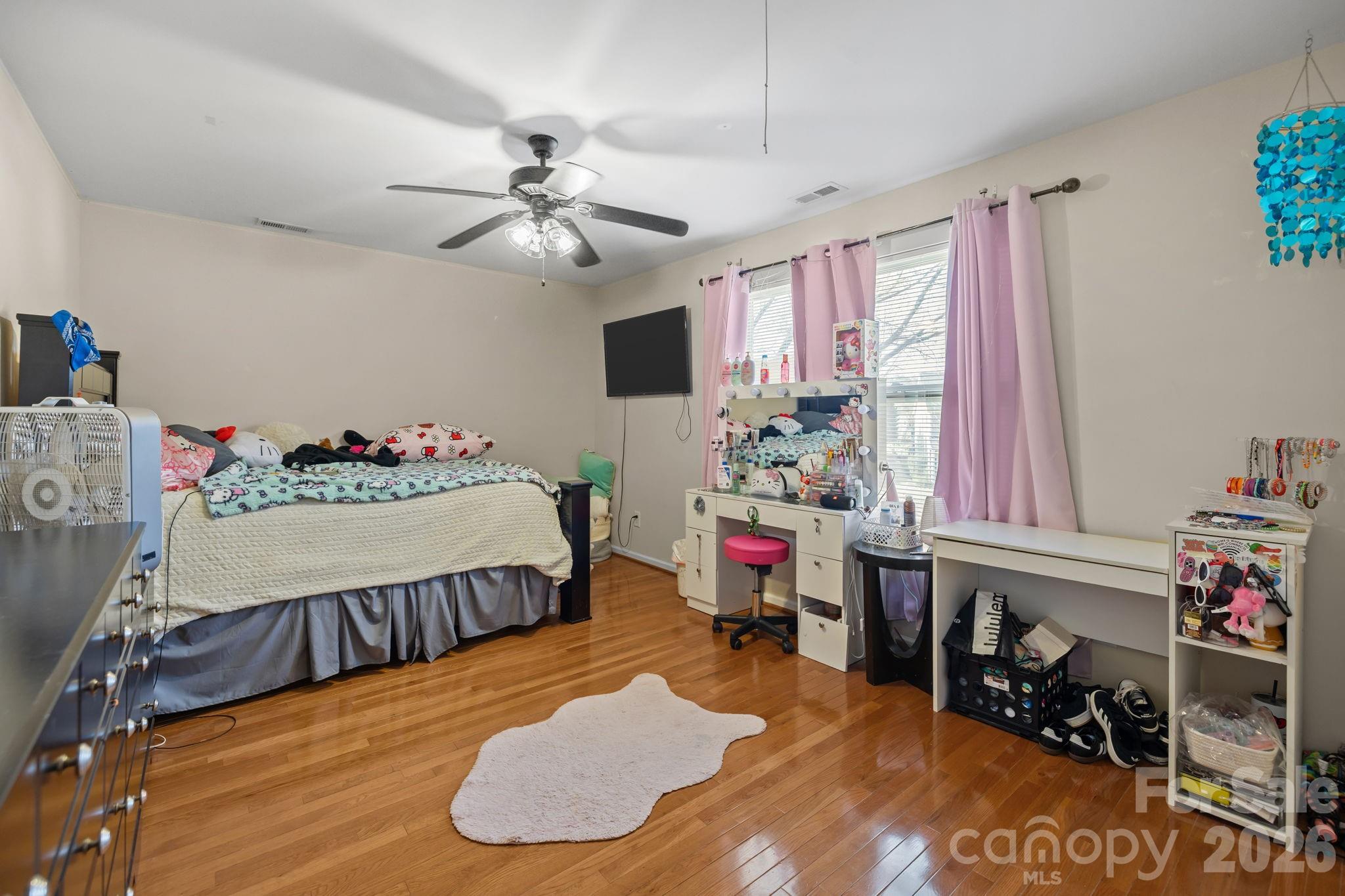 Sandy Pointe - Residential