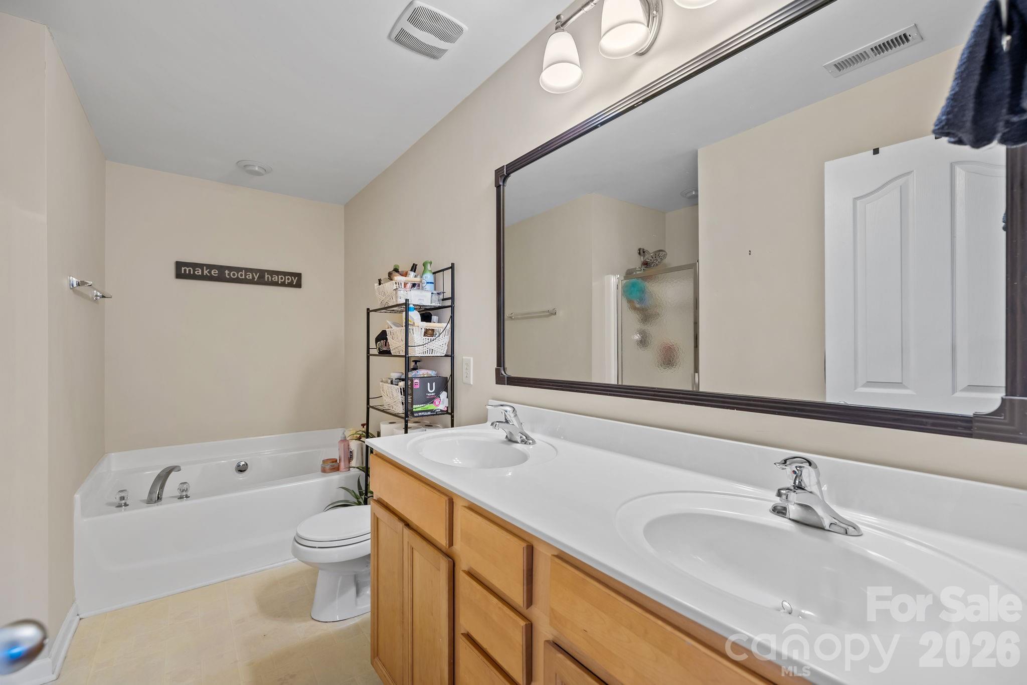 Sandy Pointe - Residential