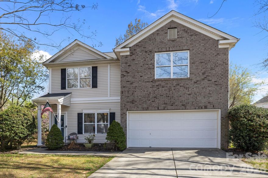 Welcome to 2617 Saint Helena Court, ideally situated on a cul-de-sac and located close to top-rated schools. This home offers a functional layout with comfortable living space and plenty of potential to make it your own. The main level features a spacious living area that flows into the kitchen and dining space, creating an easy setup for everyday living. Upstairs, the primary suite includes a walk-in closet and provides a private retreat, while additional bedrooms offer flexibility for guests, office space, or future needs. Step outside to enjoy the oversized concrete patio—perfect for outdoor gatherings, grilling, or simply relaxing in your backyard space. A water heater installed in 2016 adds additional value and peace of mind.
Conveniently located near shopping, dining, and with easy access to Charlotte, this home presents a great opportunity in a desirable location.