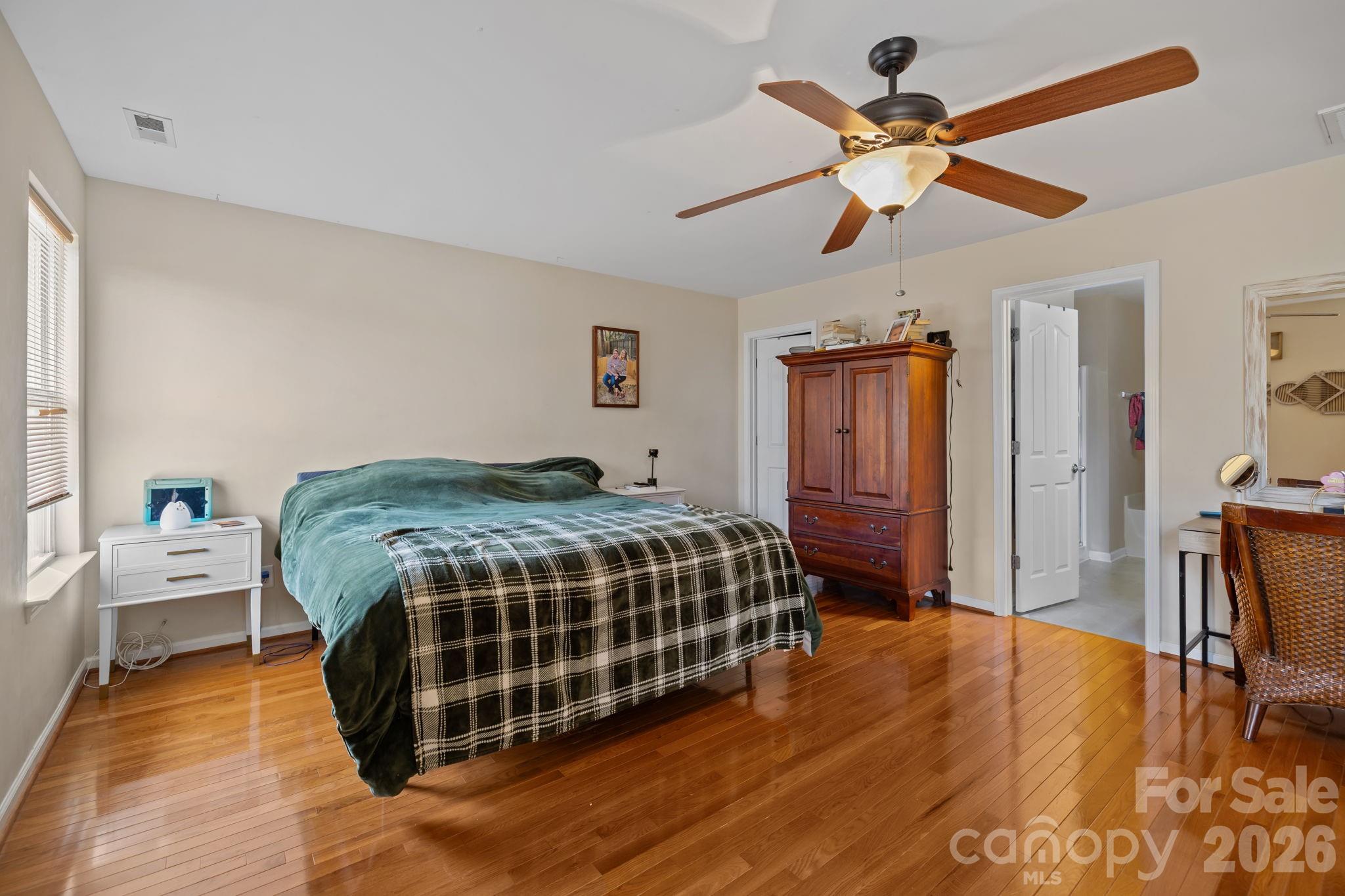 Sandy Pointe - Residential