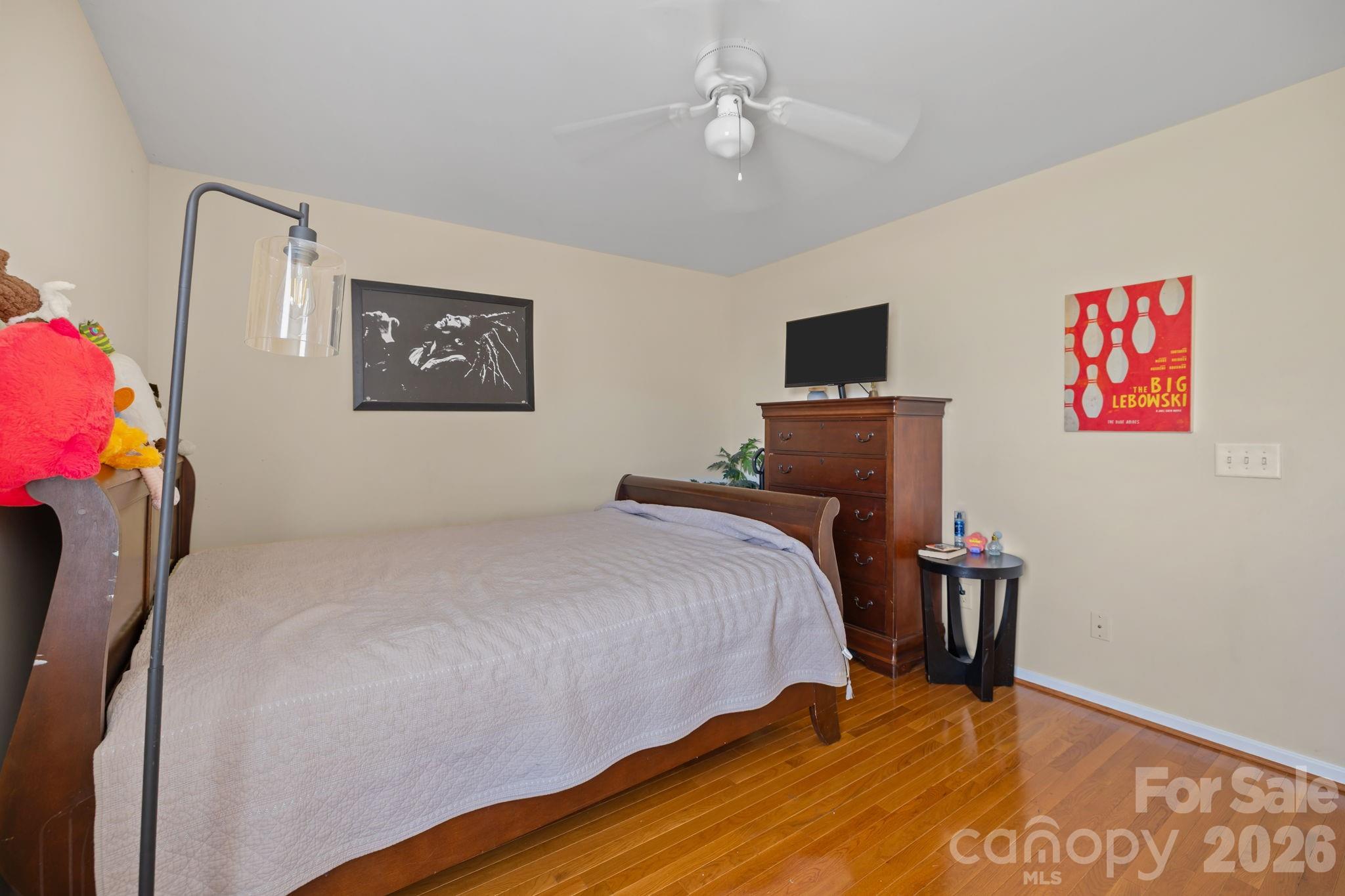 Sandy Pointe - Residential