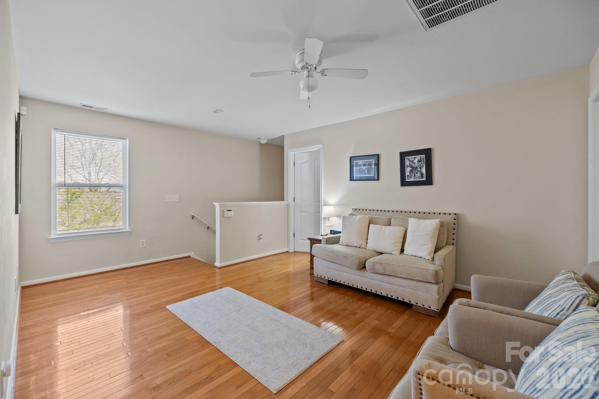 Sandy Pointe - Residential