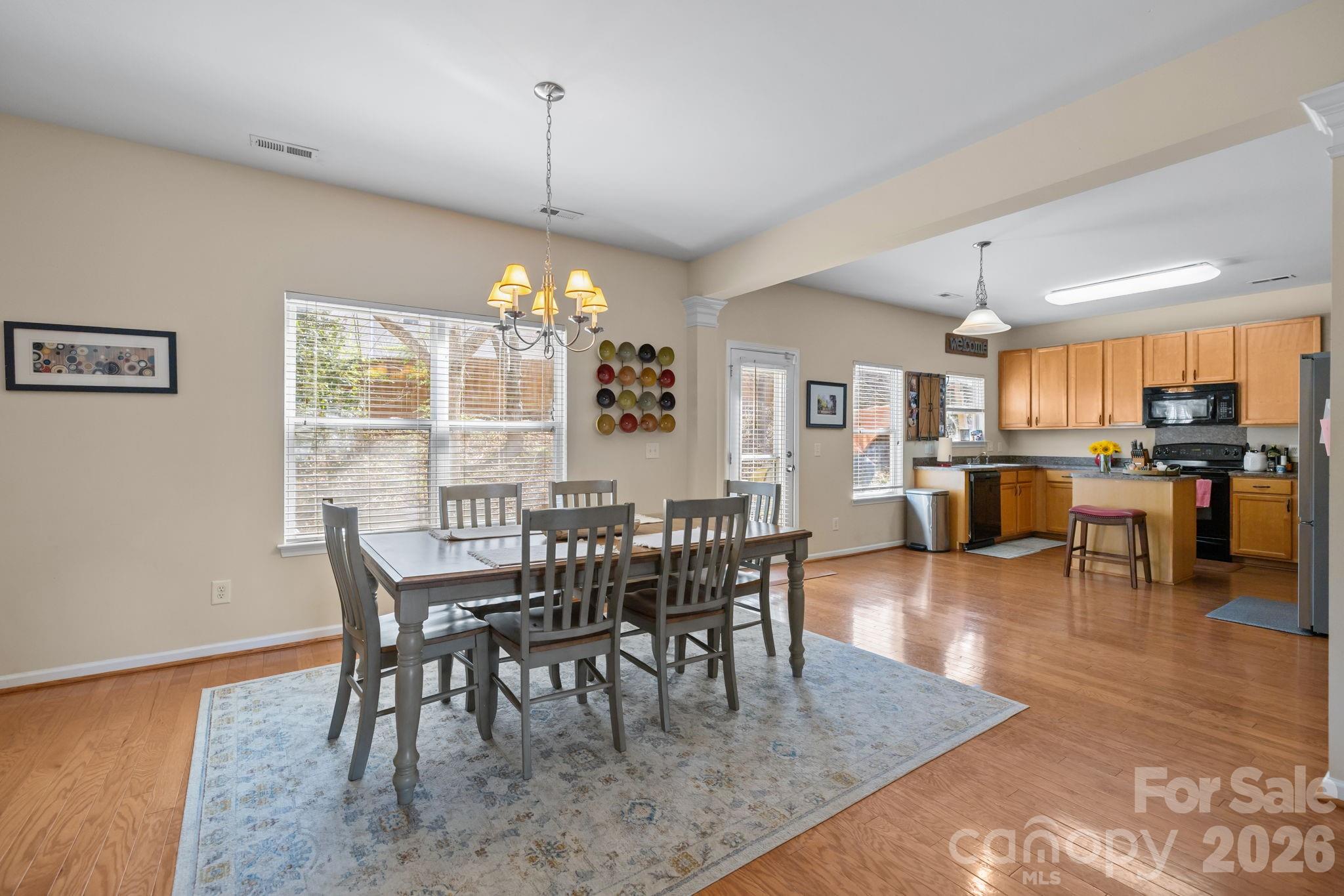 Sandy Pointe - Residential