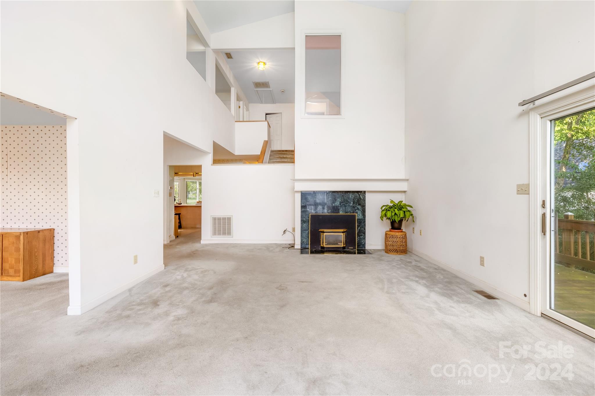 Country Club Shores - Residential