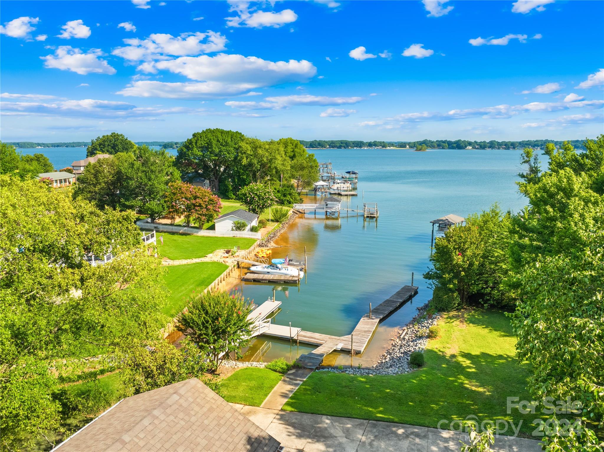 Country Club Shores - Residential