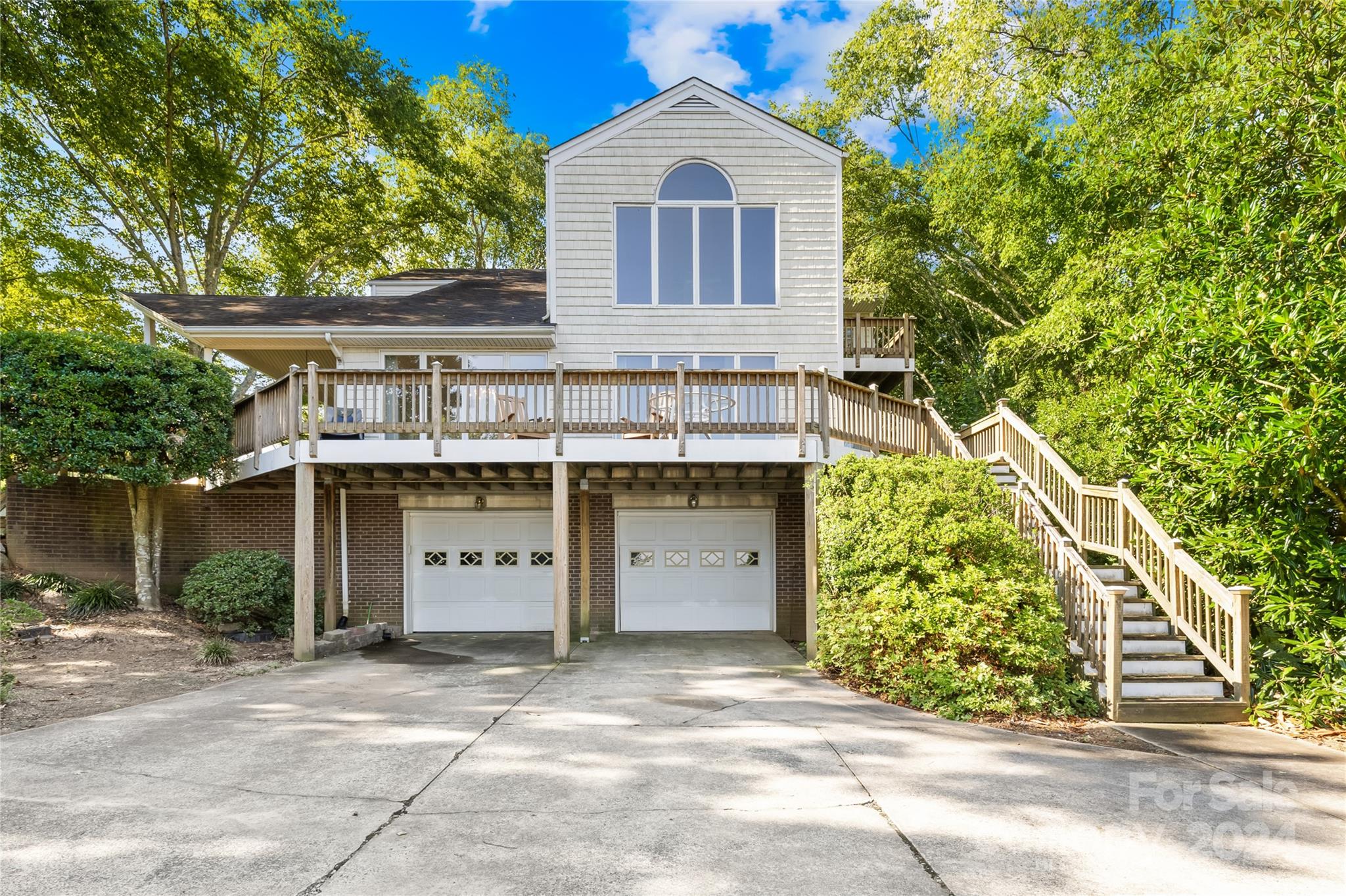 Country Club Shores - Residential