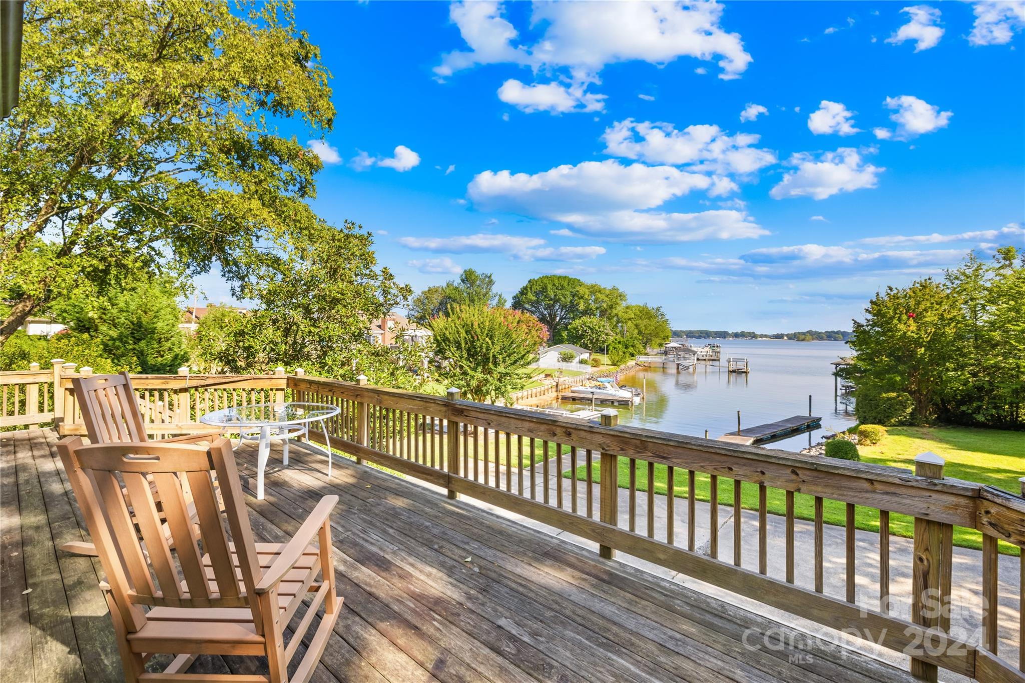 Country Club Shores - Residential