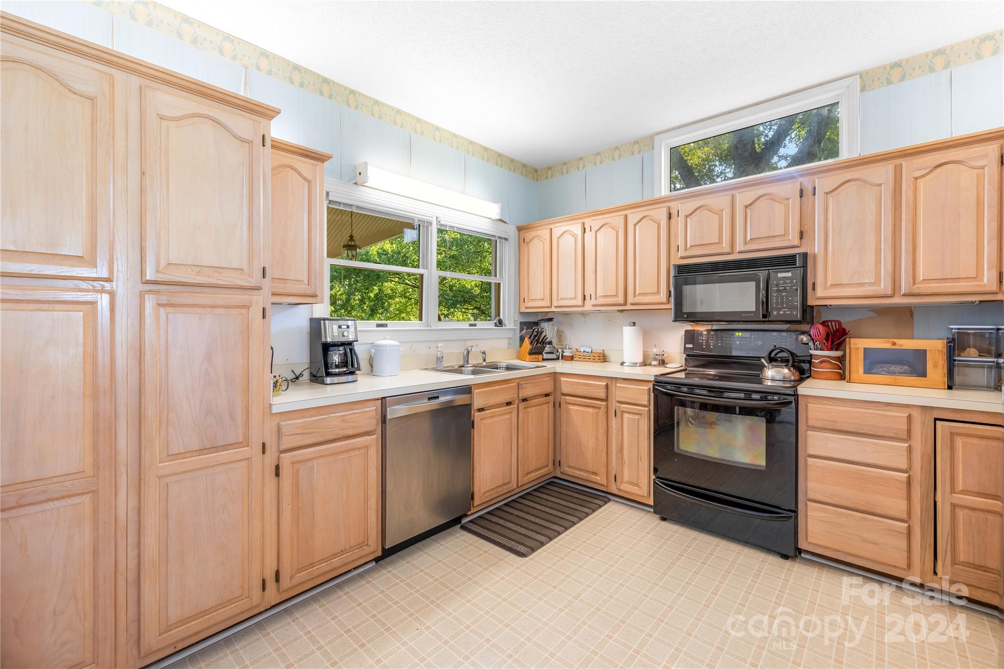 Country Club Shores - Residential