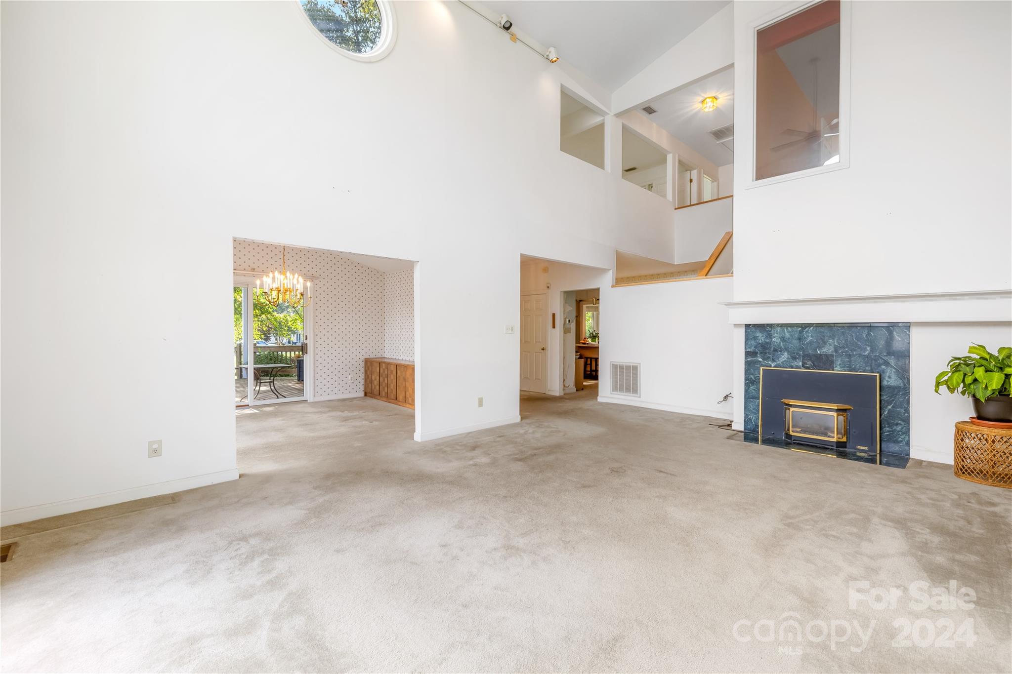 Country Club Shores - Residential