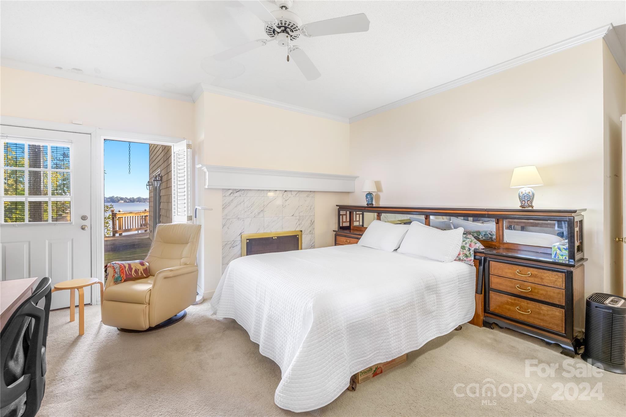 Country Club Shores - Residential