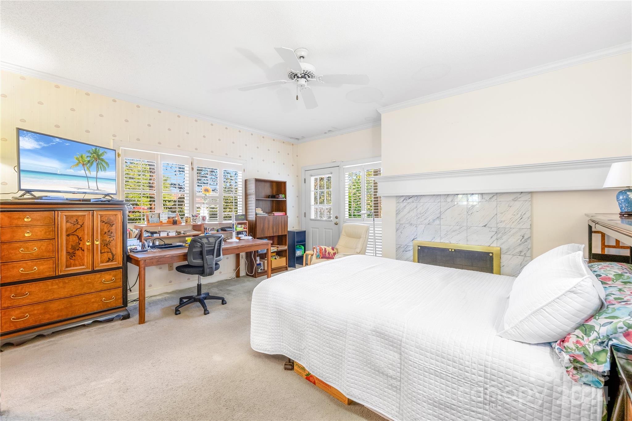 Country Club Shores - Residential