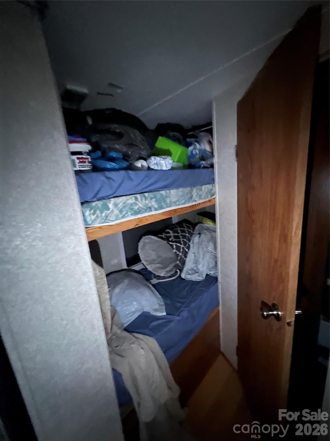 twin harbor - Residential