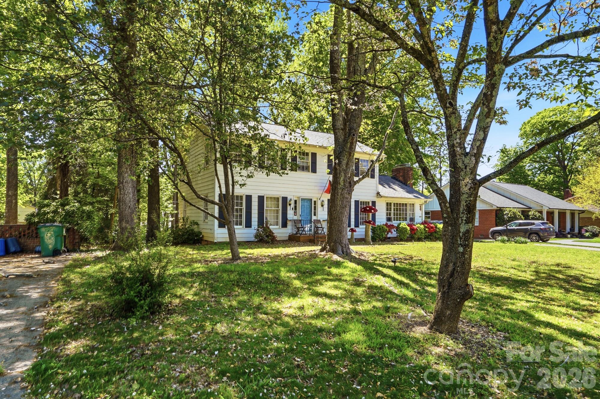 1135 Mclaughlin Drive