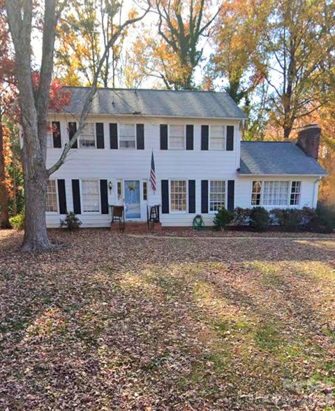 1135 Mclaughlin Drive Charlotte NC 28212