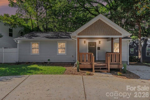 Photo of 113 N Smallwood Place, Charlotte, NC 28216 (MLS # 4413869)