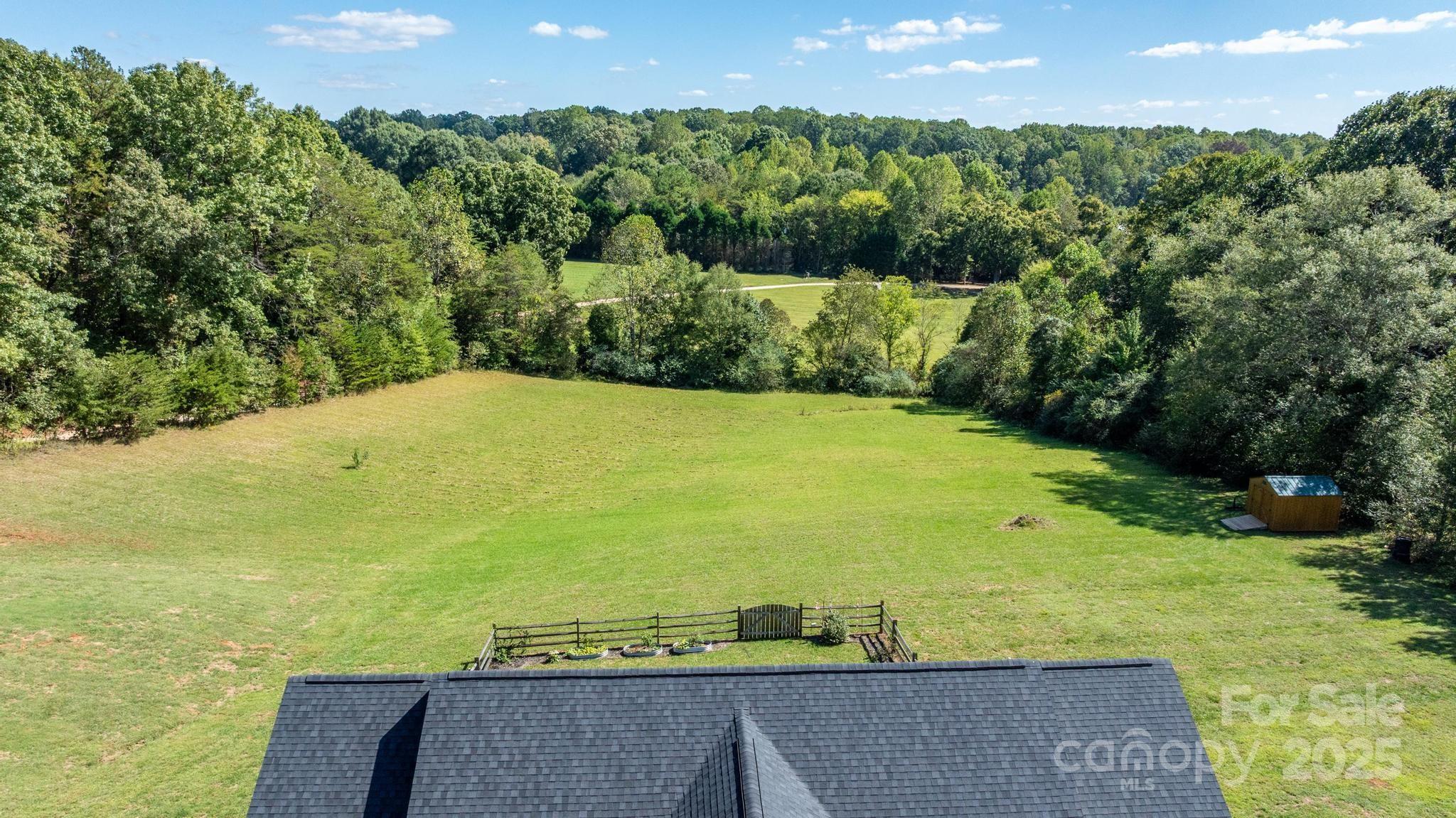 2256 Bolton Road