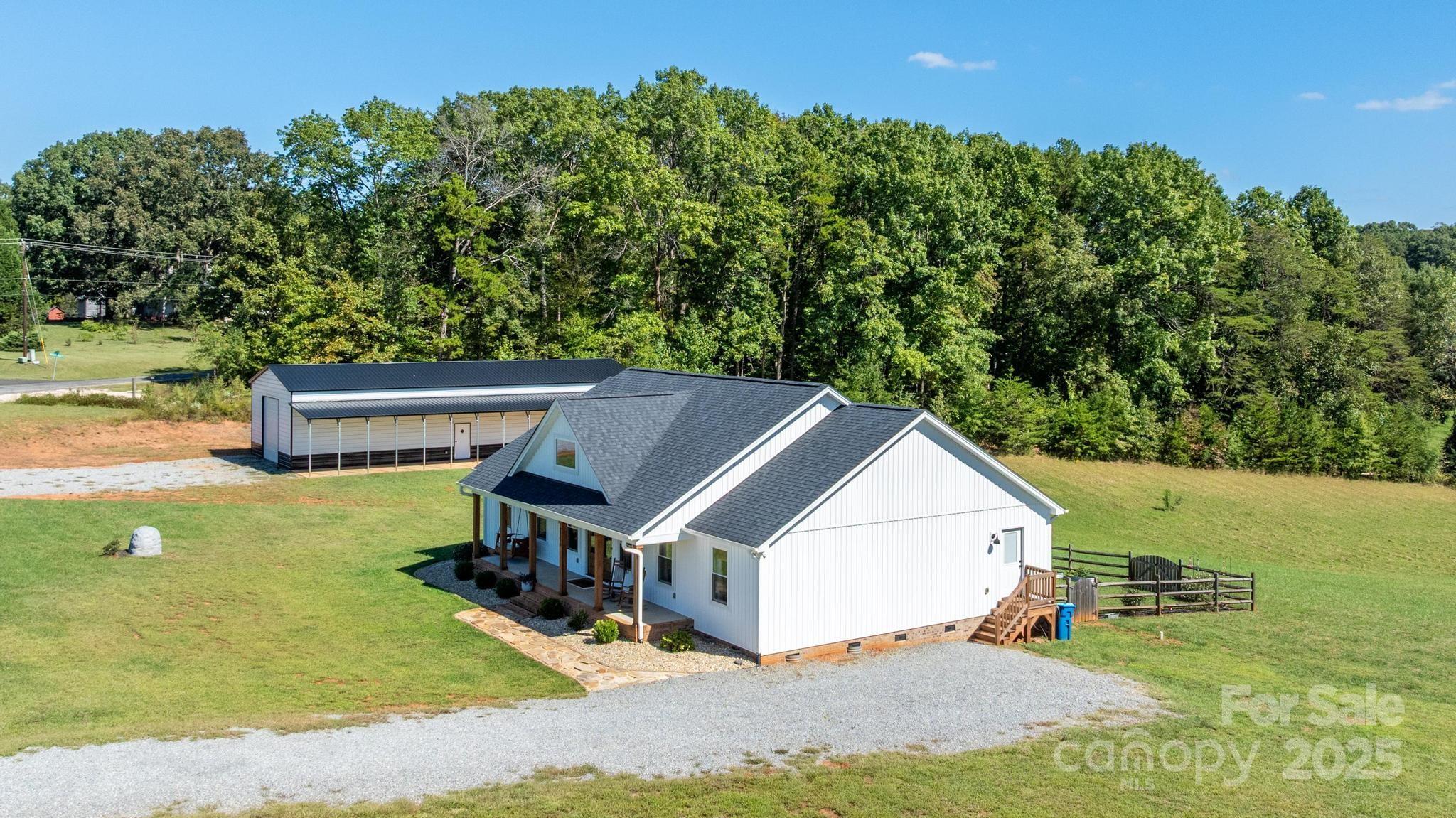 2256 Bolton Road