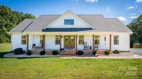 Photo of 2256 Bolton Road, Catawba, NC 28609 (MLS # 4307076)